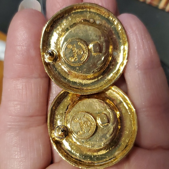 Chanel earrings - Picture 4 of 4